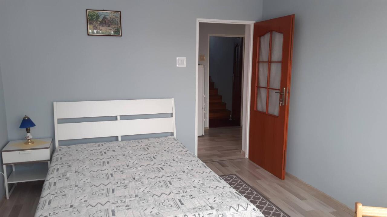 U Danusi - Pokoje Do Wynajecia Solec-Zdrój Exterior foto
